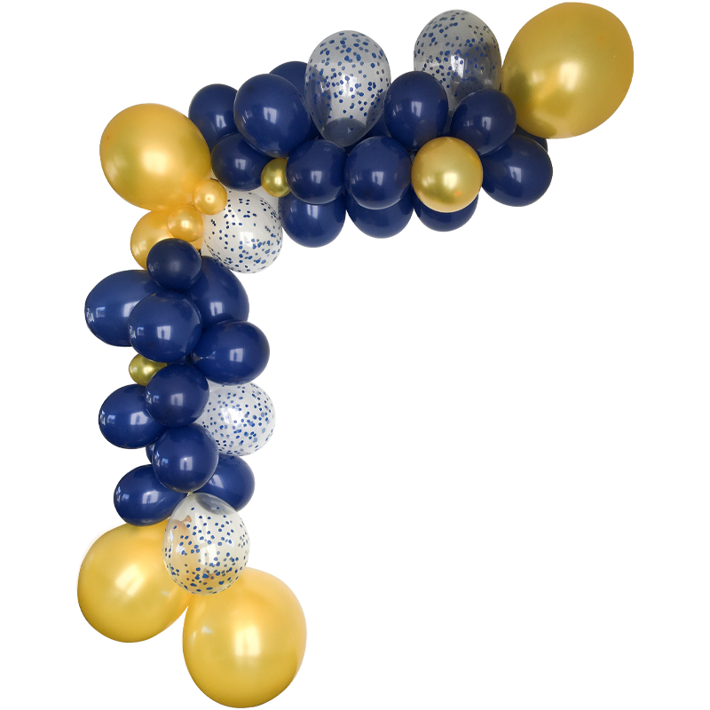 Featured image for “Guirlande organique bleu marine et or”