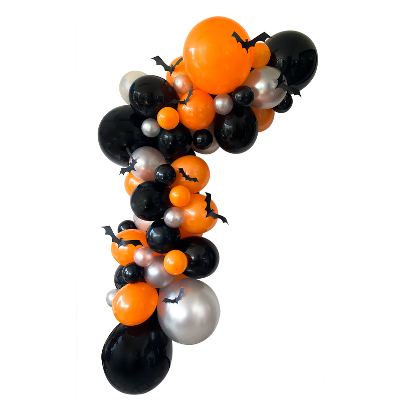 Featured image for “Guirlande organique chauve souris”