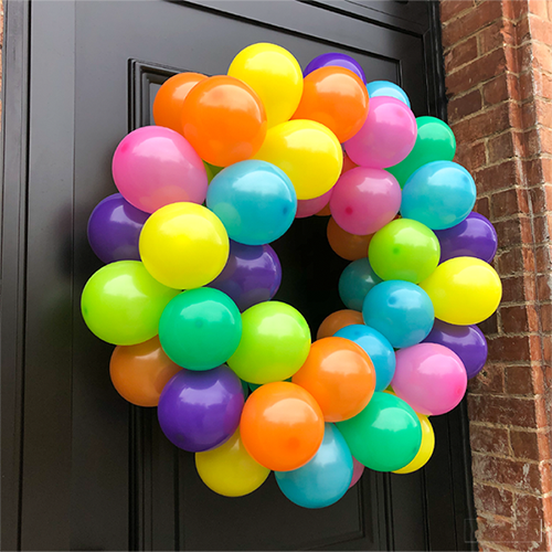 Featured image for “Couronne de ballons”