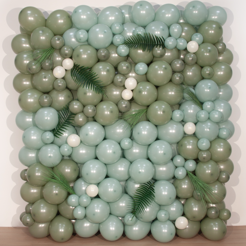 Featured image for “Mur en ballons”