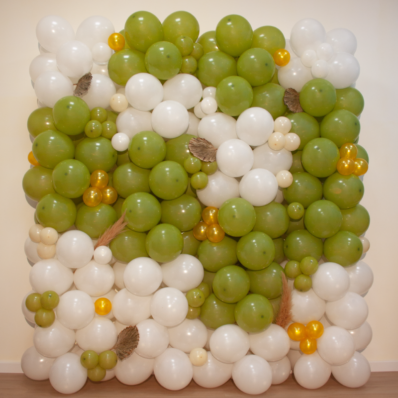 Featured image for “Mur en ballons”