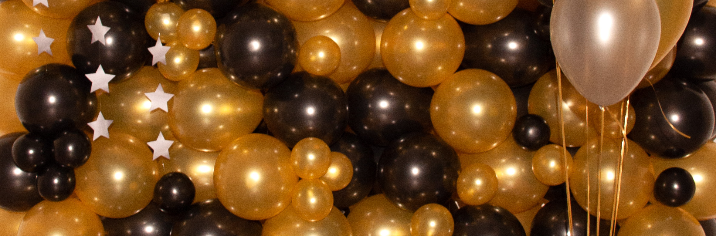 Featured image for “Un Nouvel An Spectaculaire : Quand les Ballons Font Toute la Différence ! 🥂”